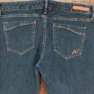 Express Barely Boot Stella Low Rise Jean